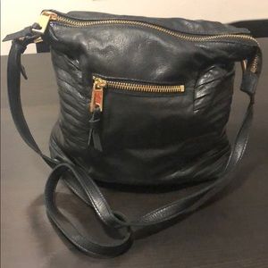 Kelsi Dagger crossbody
